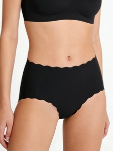 Detail of black seamless panties with scalloped edges and breathable high waist fabric