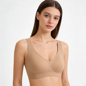 Reggiseno beige senza cuciture con spalline larghe e schiena a U per donna