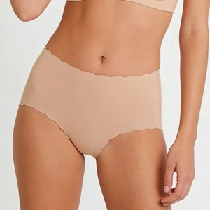 Seamless nude high waist panties for women with breathable wavy edges and smooth fabric
