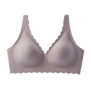 Detailed scalloped edge and soft jelly strip support on seamless deep V bra