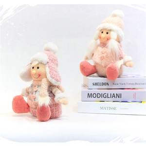 Bambole di peluche rosa da 25cm per decoro con cappelli invernali e sciarpe calde