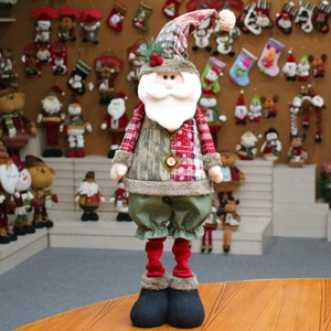 Poupée Père Noël debout en tenue à carreaux rouge et vert pour décoration de Noël festive