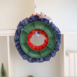 Patriotic July 4th door wreath with burlap ribbons and sturdy circular plastic frame back