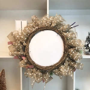 Handmade Highland cow floral wreath with burlap ribbon and dry lavender for home decor