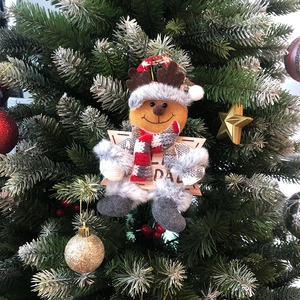 Charming reindeer Christmas tree ornament with Feliz Navidad wood sign and red scarf