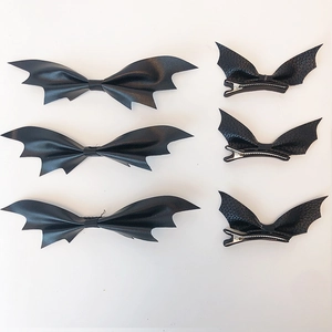 Barrettes Cheveux Ailes de Chauve-souris Halloween Noir Cuir Gothique pour Femmes Filles Fête Cosplay Accessoires Cheveux