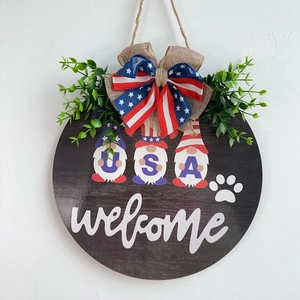 Patriotic Gnome Independence Day Welcome Door Sign USA Round Wood Plaque Decorative Hanging Ornament With Bow For Home