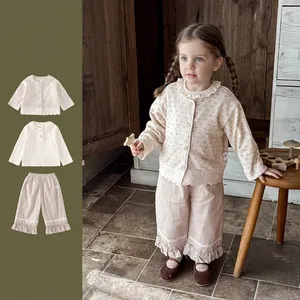 Completo Neonata in Cotone Floreale Maglia a Maniche Lunghe Cardigan e Pantaloni a Zampa Primavera Dolce