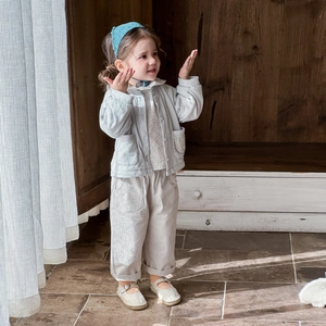 Toddler girl 3-piece set with grey jacket, floral shirt and beige pants in Nordic style