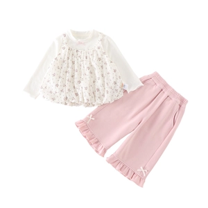 Sweet floral baby girl three-piece outfit with bow detail and ruffled pink trousers