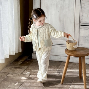 Toddler girl floral print loungewear set with ruffled cardigan and lace-trim pants