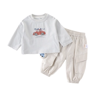 Toddler boy spring two-piece set featuring grey car print top and beige cargo pants