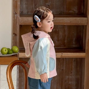 Girls spring windbreaker with rabbit ear hood and contrast pockets in pink and blue