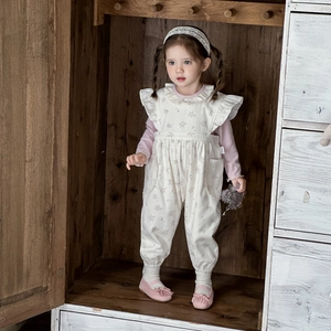 Floral baby girl toddler outfit with pink lace ruffle top and vintage romper set