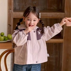 Toddler girls hooded windbreaker jacket in lotus pink with purple patchwork and butterfly