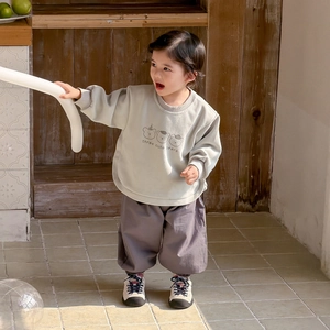 Toddler boys casual beige sweatshirt with cute bears and dark grey joggers set