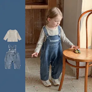 Ensemble de Vêtements pour Bébé Garçon Haut à Rayures Manches Longues et Salopette en Jean Style Coréen Décontracté