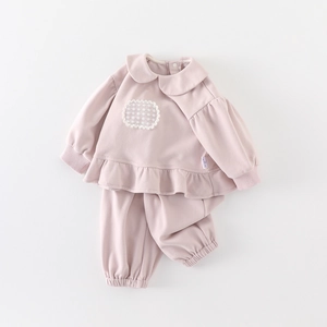 Ensemble rose mignon pour bébé fille avec broderie en dentelle et ourlet à volants