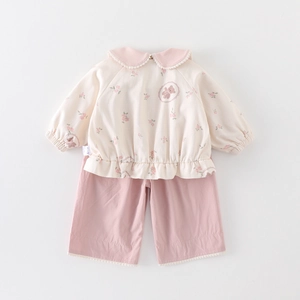 Ensemble floral pour bébé fille avec col Peter Pan rose et application d'ourson