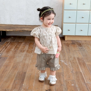 Girls summer floral puff sleeve blouse and ruffle shorts set in rustic cotton linen