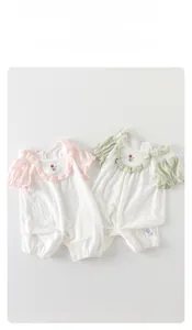 Détails de barboteuses en coton pour bébé avec broderie florale et cols à volants roses et verts