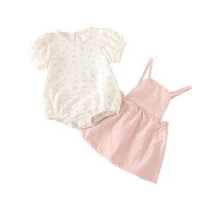 Floral infant bodysuit with pink pinafore dress two-piece set for baby girls