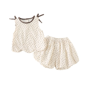Infant girl summer floral sleeveless top and bloomers shorts set in cream cotton