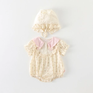 Body bébé à manches courtes avec motif floral et chapeau assorti en coton beige