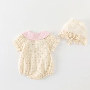 Ensemble body bébé fille à fleurs avec col Peter Pan et chapeau d'été assorti en coton