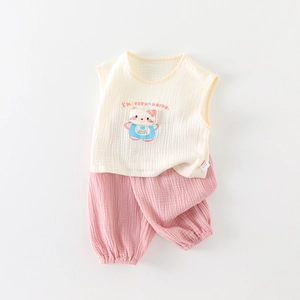 Ensemble d'été bébé deux pièces en gaze de coton respirante avec haut et pantalon