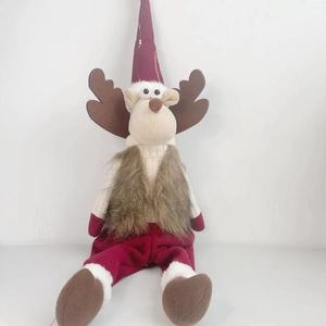 Sitzende Weihnachtsrentier-Plüschpuppe im nordischen Stil mit langen Beinen und rotem Hut