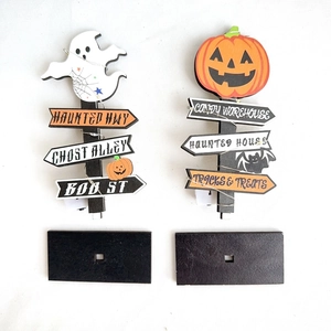 Halloween wooden LED signs with ghosts and pumpkins for festive desktop party decoration