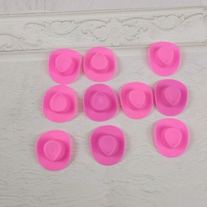 Set of 10 pink mini plastic cowboy hats for DIY doll crafts and decorative accessories