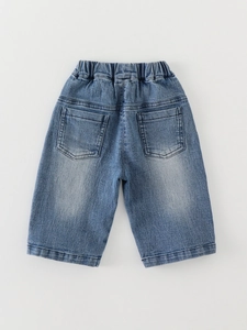 Toddler boys casual denim jeans with elastic waistband and back pockets in blue wash