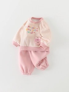 Completo neonata con felpa a righe rosa e bianche e pantaloni con ricamo a forma di coniglio