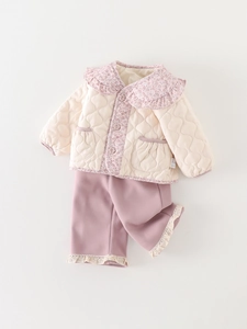 Ensemble veste d'hiver beige matelassée et pantalon rose pour fille avec volants fleuris