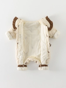 Barboteuse matelassée pour bébé avec fleurs et volants marrons pour l'automne et l'hiver