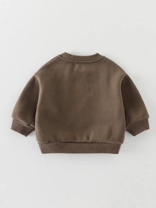 Dark brown fleece-lined loose kids sweatshirt in thick cotton blend for autumn warmth