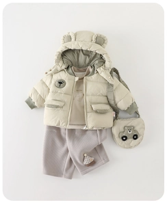 Ensemble hiver 4 pièces pour bambin avec veste à capuche oreilles d'ours, haut et pantalon