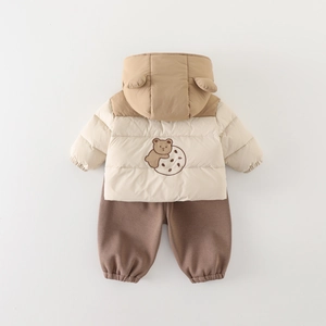 Ensemble d'hiver 2 pièces bébé garçon avec veste à capuche ours et pantalon chaud
