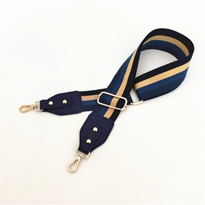 Bandoulière large réglable en toile avec rayures bleues, bleu clair et kaki pour sac