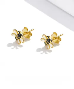 Detailed macro view showing the S925 hallmark on the gold-plated bee stud earring