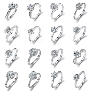 Selection of S925 sterling silver rings with round brilliant-cut moissanite stones