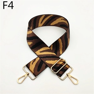 Bandoulière large réglable avec imprimé zèbre marron et crochets en métal doré poli
