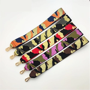 Breite Camouflage-Schultergurte für Taschen mit Goldhaken in fünf lebendigen Farben