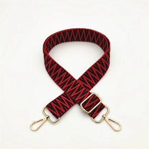 Bandoulière de rechange tissée réglable avec motif chevron rouge et noir et crochets dorés