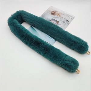 Plush faux fur shoulder strap in dark green with golden metal lobster clasps for handbags