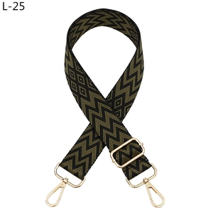 Verstellbarer Taschenriemen aus Nylon mit dunkelgrünen Chevron- und Rautenmustern