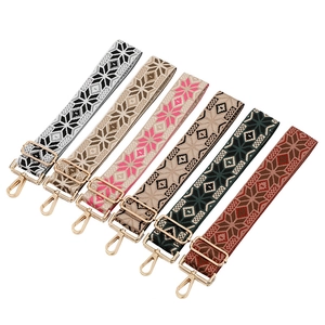 Correas ajustables de estilo étnico con patrones geométricos y clips de metal dorado