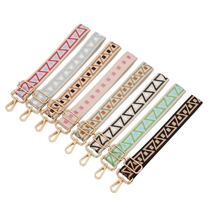 Adjustable wide replacement straps for handbags with geometric jacquard and gold hooks